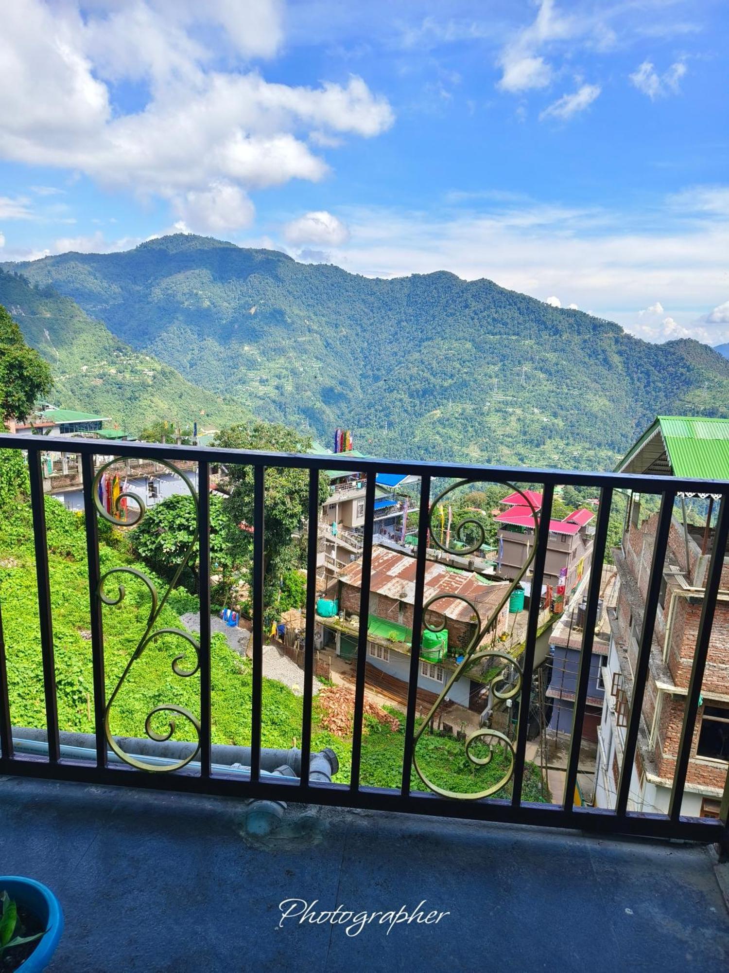 Sharthi Homestay And Lodging Namchi Buitenkant foto